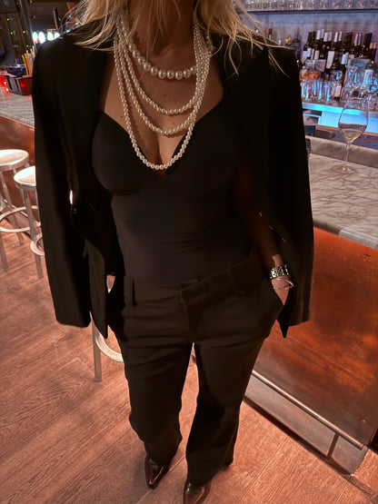 Low waist black pant